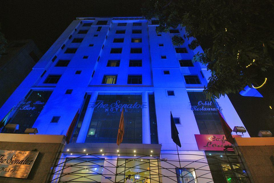 The Senator Hotel Calcuta Exterior foto